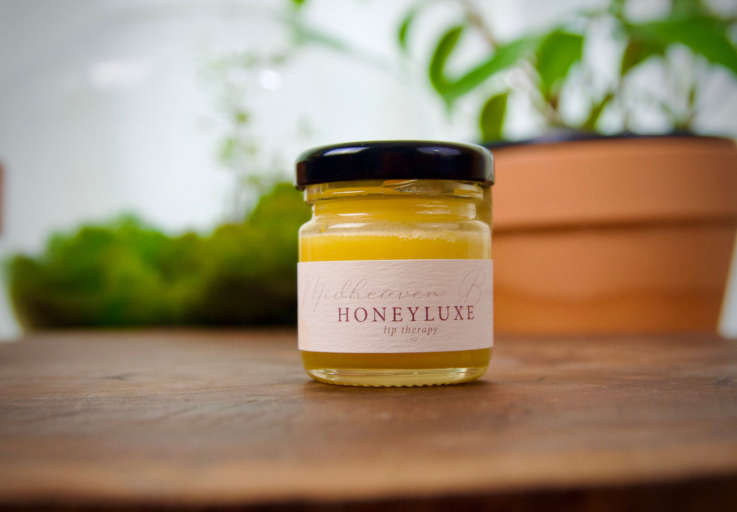 HoneyLuxe Organic Lip Therapy, Lip Balm, Lip Salve, Dry Lips, Lip Wrap, Plump Lips, Soft Lips, Hydrated Lips, Lip Gloss, Lip Oil