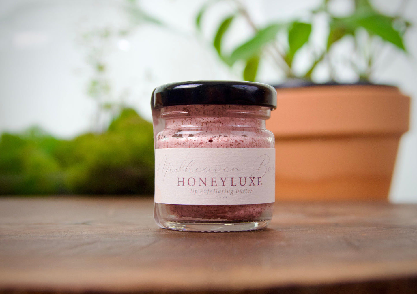 HoneyLuxe Organic Lip Exfoliating Butter, silky soft lips, lip scrub, peeling lips, remove dead skin lips, stop chapped lips from peeling